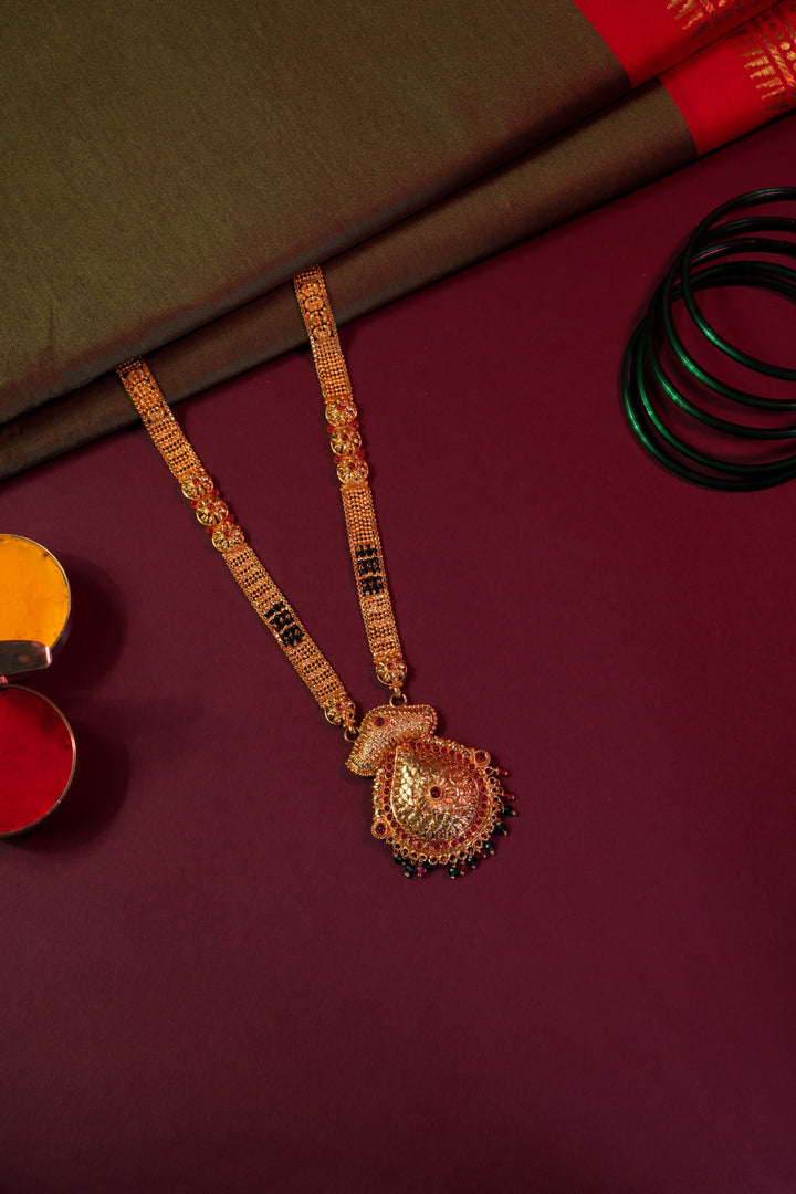 TEMPTING FLORAL MANGALSUTRA